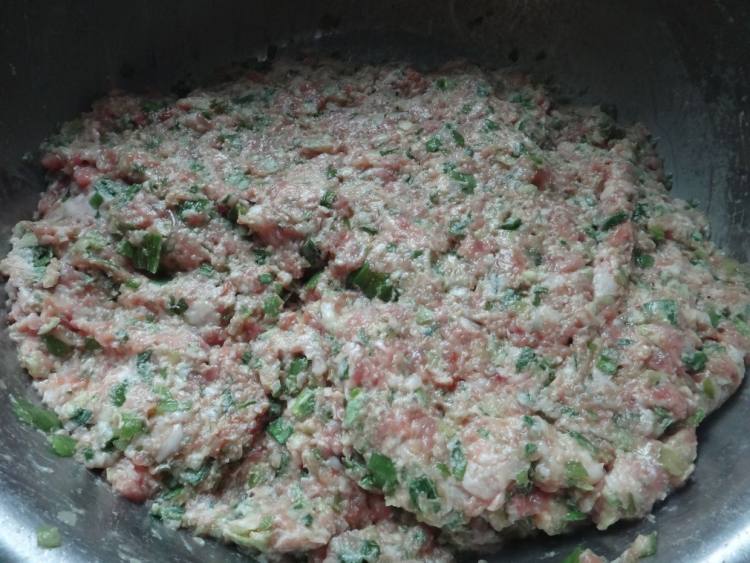 芹菜粉丝饺步骤12