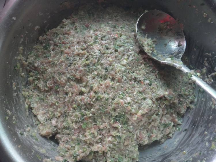 芹菜粉丝饺步骤15