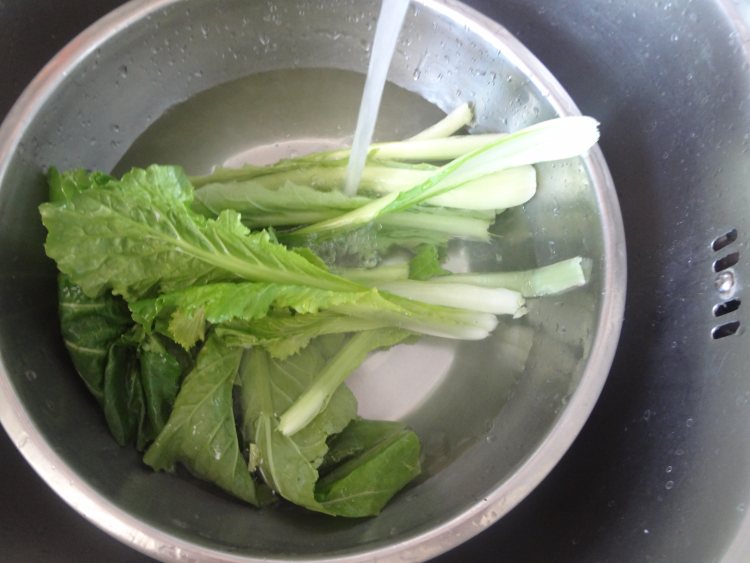 猪瘦肉小白菜饺子步骤5