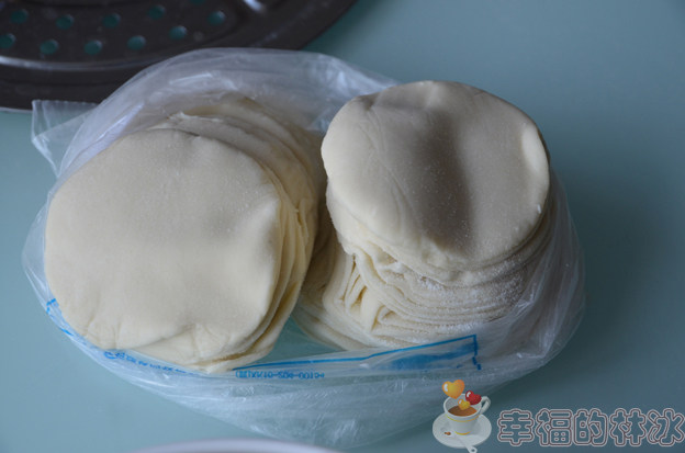 腊肉香椿饺子步骤7