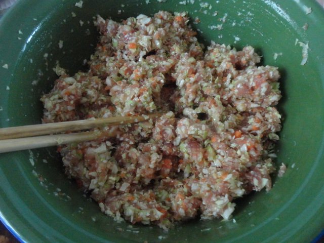 洋白菜胡萝卜饺子步骤4