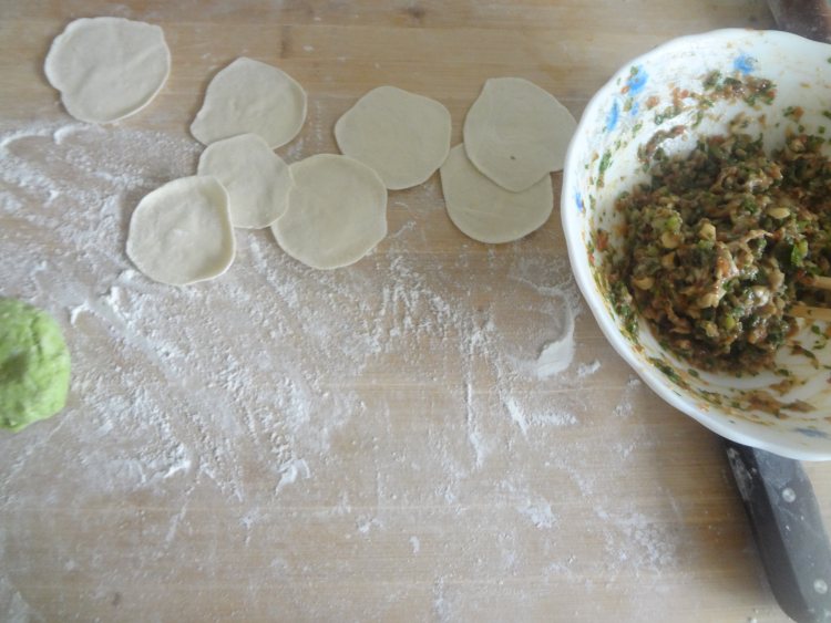 猪肉平菇青菜双色饺子步骤12