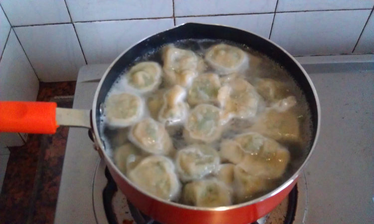 韭菜鲜肉饺步骤12