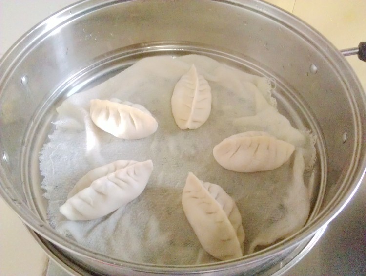 香菇青菜烫面蒸饺步骤14