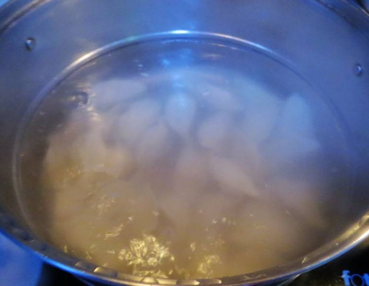 猪肉角瓜馅饺子步骤11
