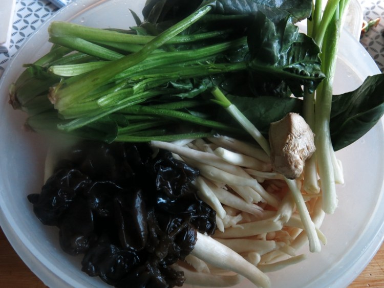 海鲜菇烫面蒸饺步骤4