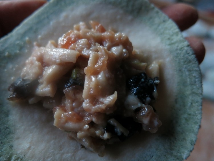 海鲜菇烫面蒸饺步骤15