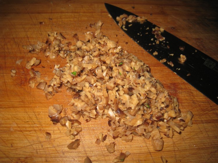香菇木耳猪肉饺步骤2