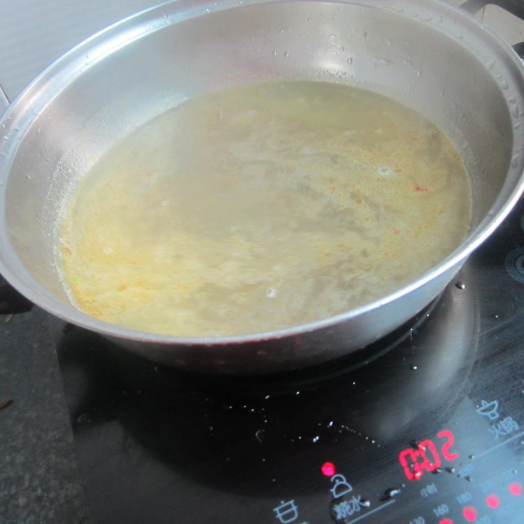 白菜南粉煮饺子步骤6