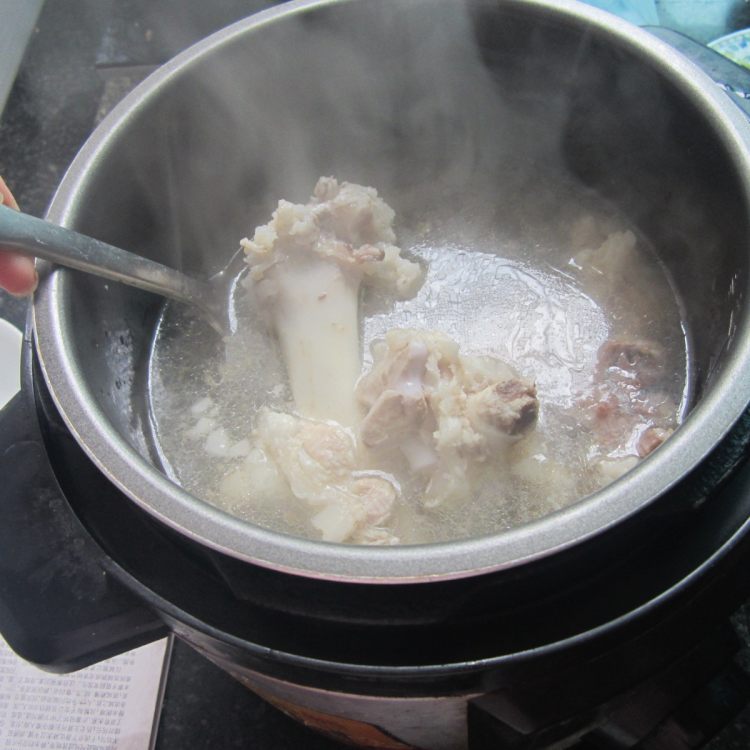 骨汤饺子步骤4