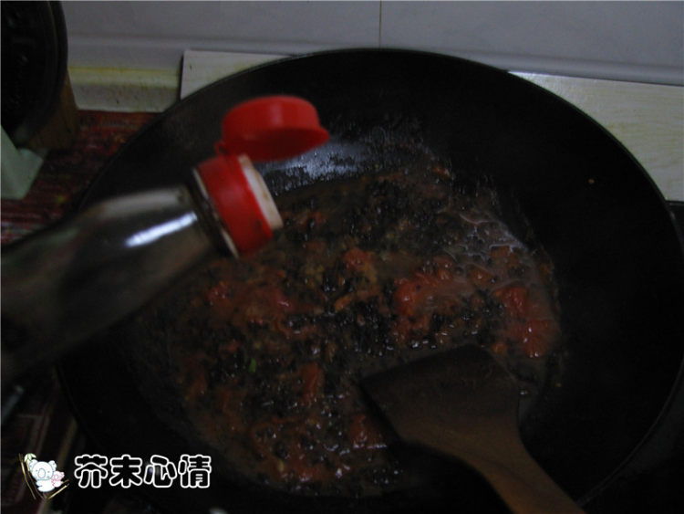 番茄木耳烩饺子步骤7