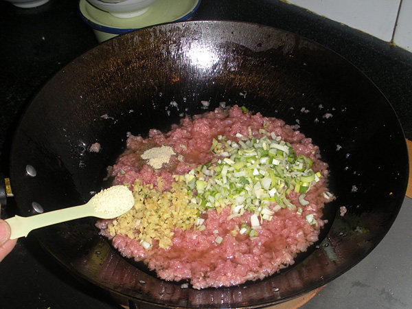 腌雪菜牛肉馅饺子步骤10