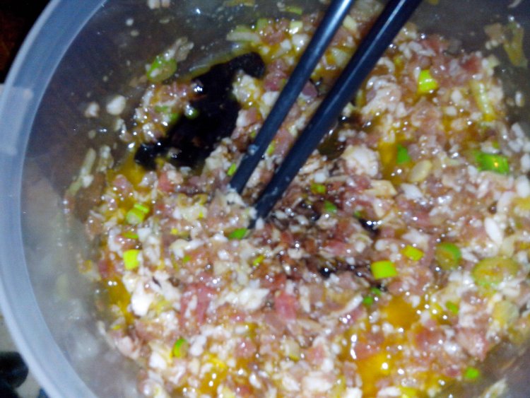 猪肉西红柿馅水饺步骤9