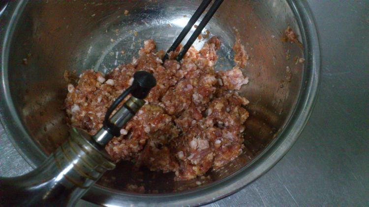 羊肉莲藕水饺步骤2