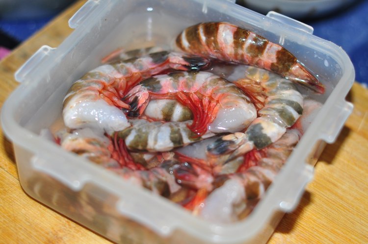 鲜虾水晶虾饺步骤2
