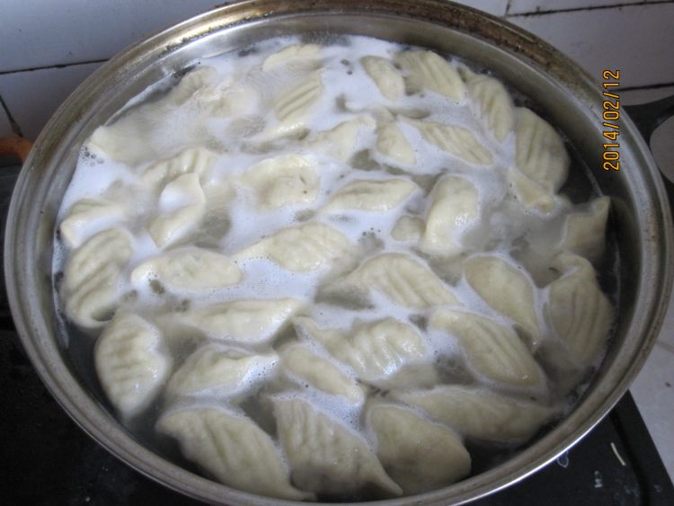 菌类鸡肉水饺步骤18