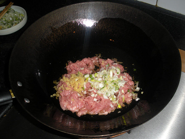 蒜黄猪肉水饺步骤9