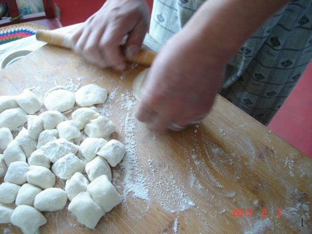 韭菜豆芽饺子步骤6