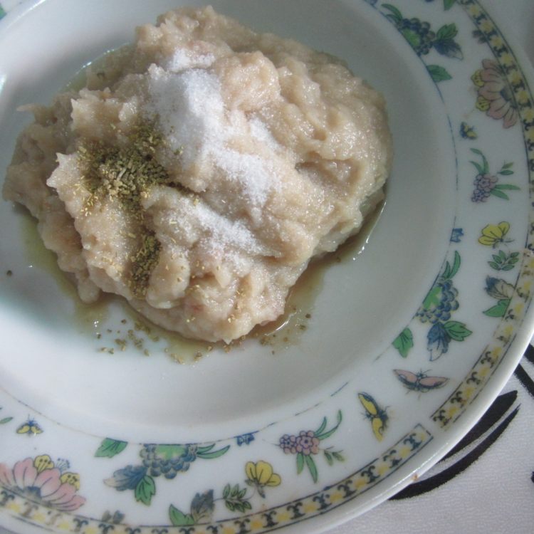 莴笋鱼泥饺子步骤4
