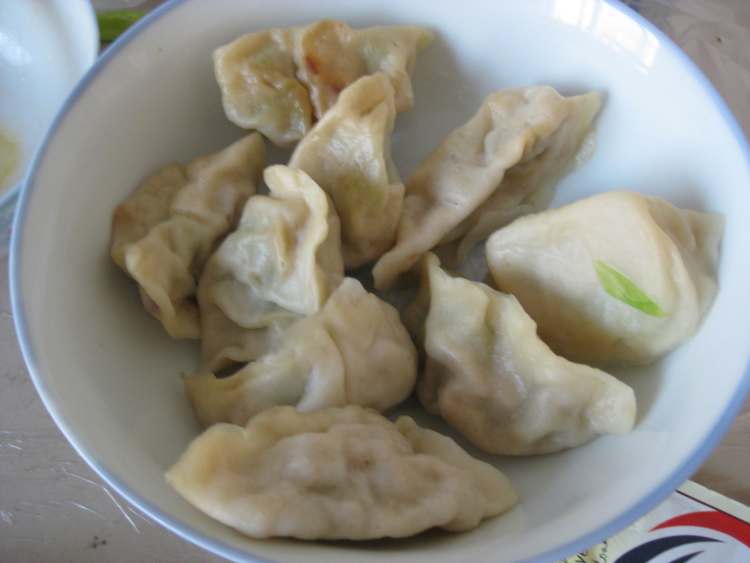 油煎水饺步骤1