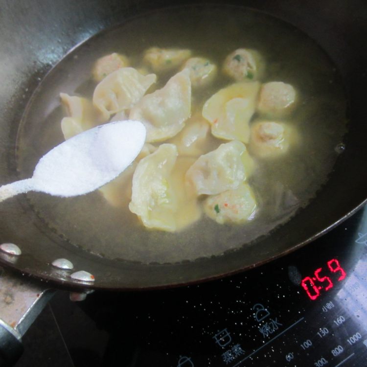 饺子丸子汤步骤8