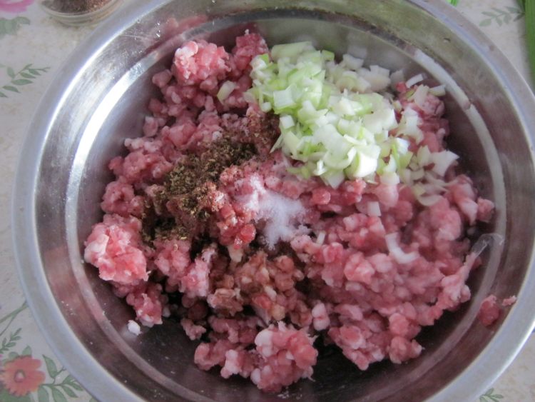韭菜馅水饺步骤3