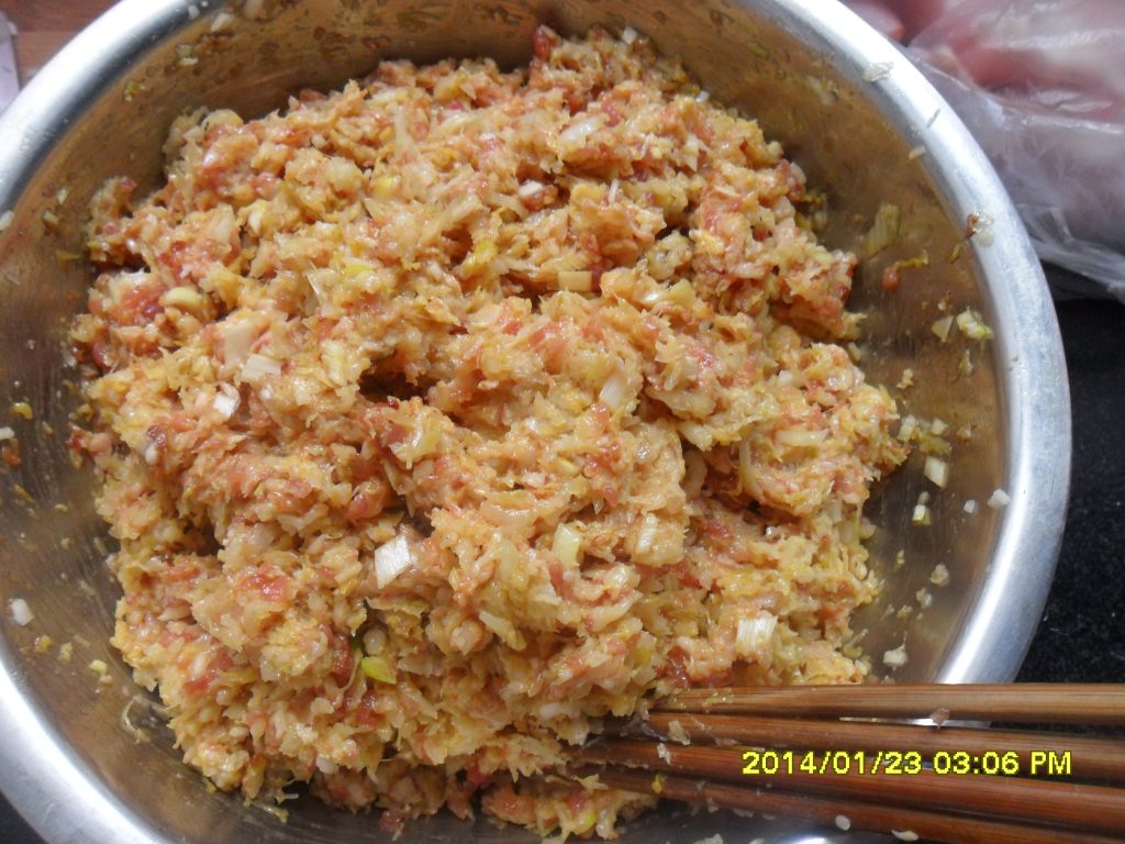 东北酸菜馅饺子步骤5
