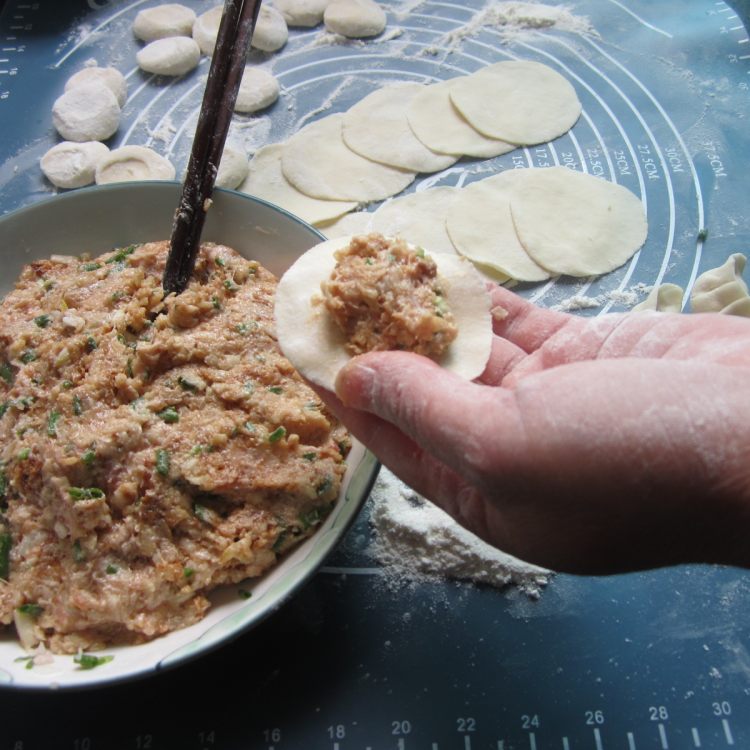 白薯猪肉饺子步骤12