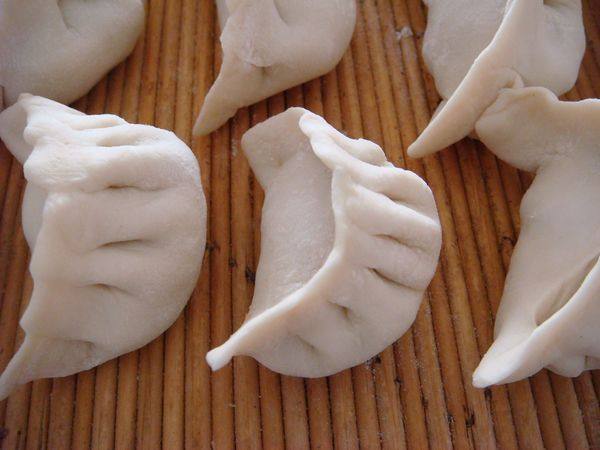 大肉萝卜馅煎饺步骤8