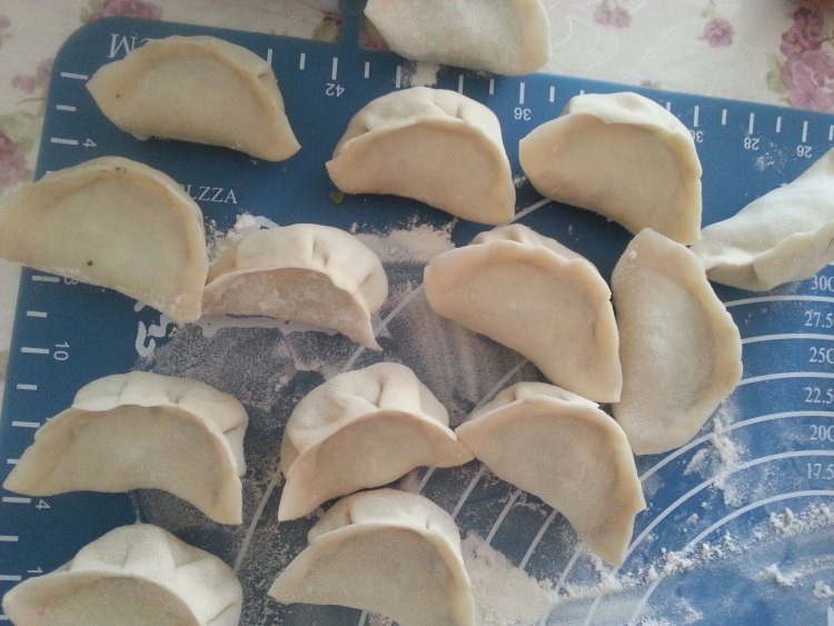 芥菜鲜肉水饺步骤9