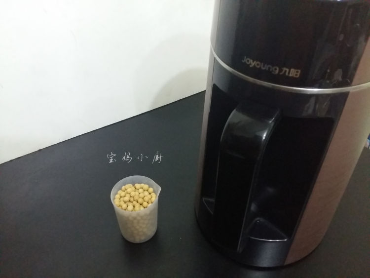 豆浆绣球馒头步骤1