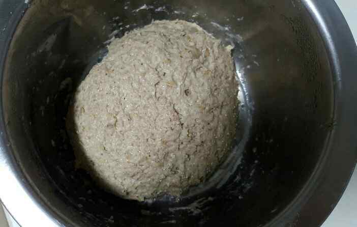 宝宝辅食南瓜辫子包步骤3