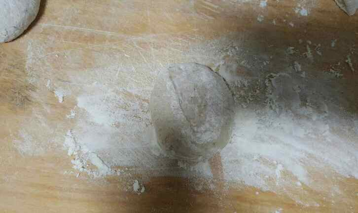 宝宝辅食南瓜辫子包步骤7