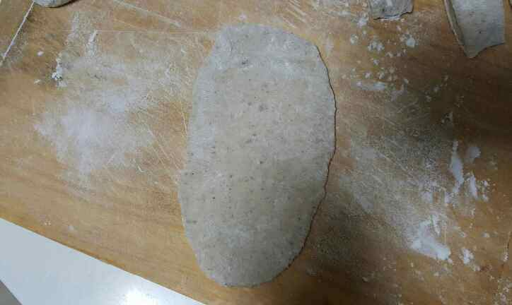 宝宝辅食南瓜辫子包步骤8