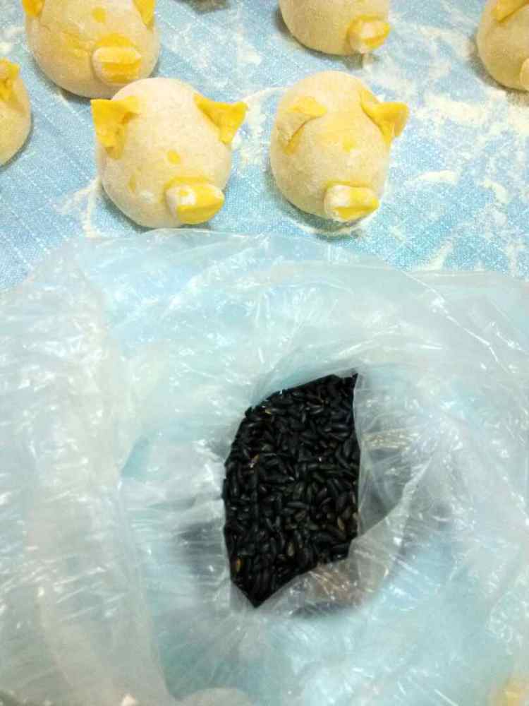 黄金猪馒头步骤5