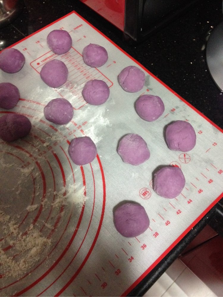 紫薯玫瑰花馒头步骤7