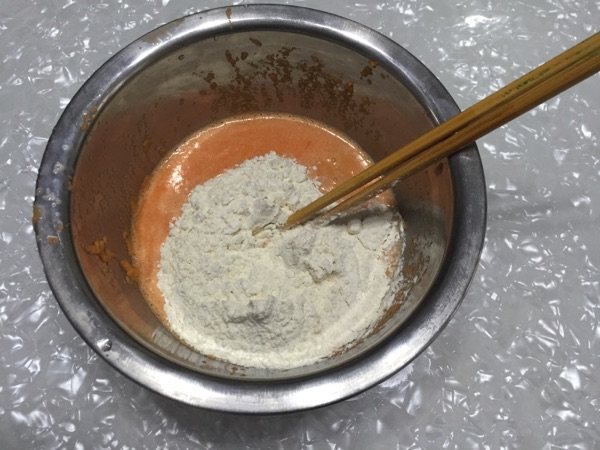 胡萝卜花样馒头步骤5