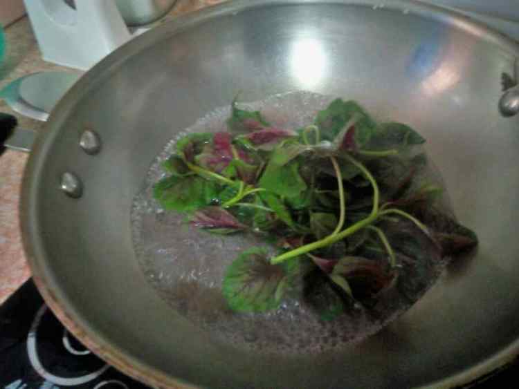 变色玫瑰花馒头步骤2