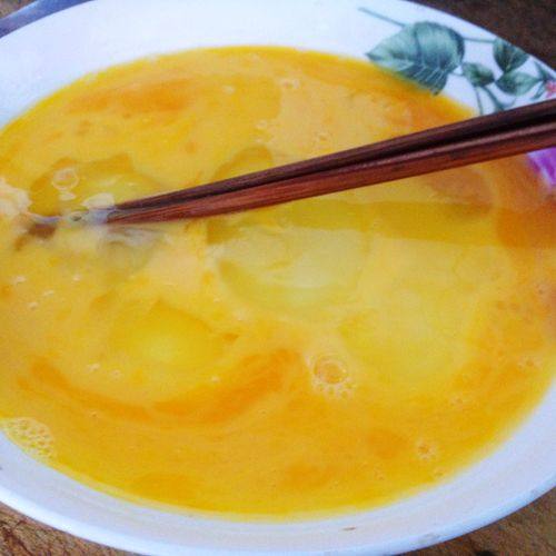 烤肉酱鸡蛋饼步骤5