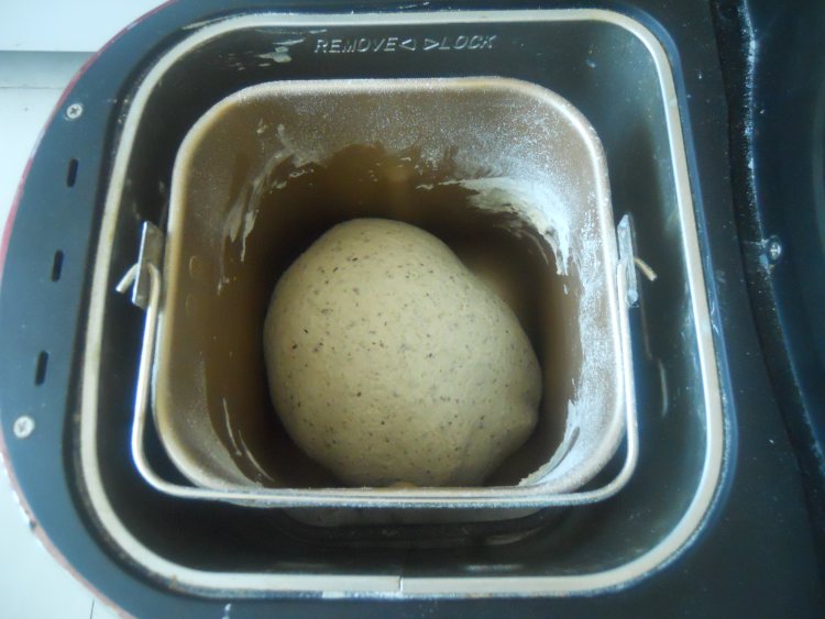 黑豆渣刀切馒头步骤3