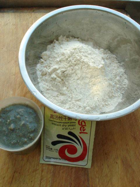 黑芝麻粥馒头步骤1