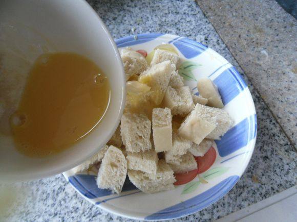 苦瓜炒馒头丁步骤4