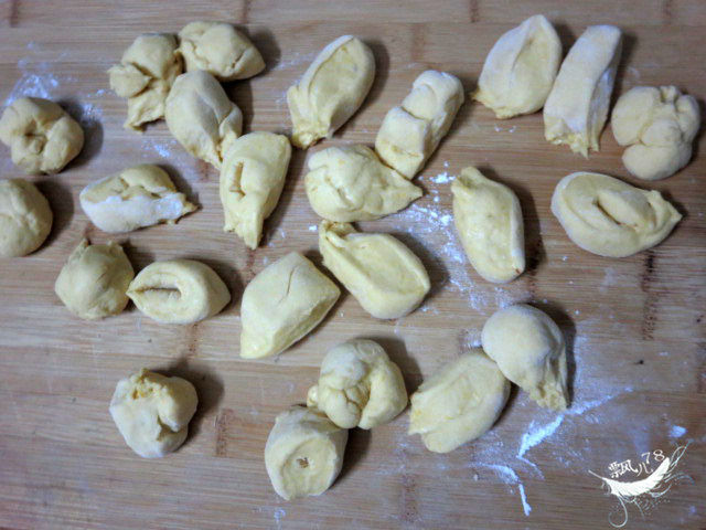 南瓜玫瑰馒头步骤11