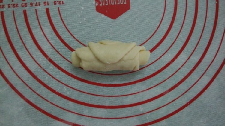 牛奶花式馒头步骤6
