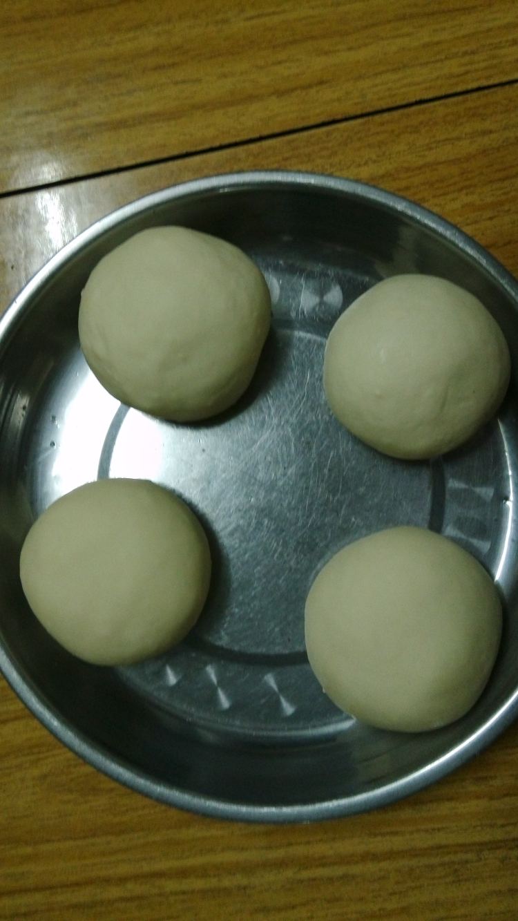 蒸白面大馒头步骤4