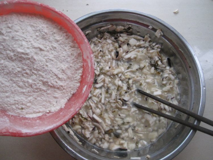 冷馒茄子海带丝煎饼步骤7