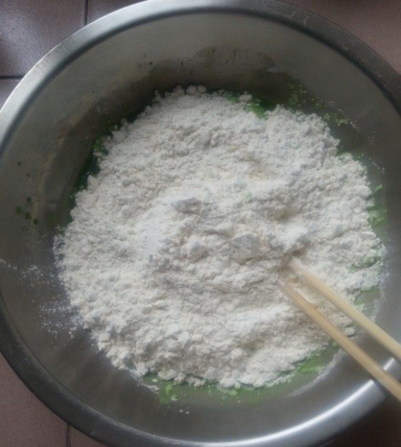 芹菜祥云馒头步骤4