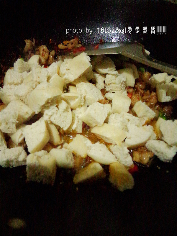 馒头炒鸡肉步骤11