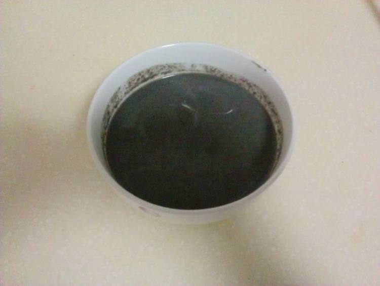 刀切黑芝麻馒头步骤1