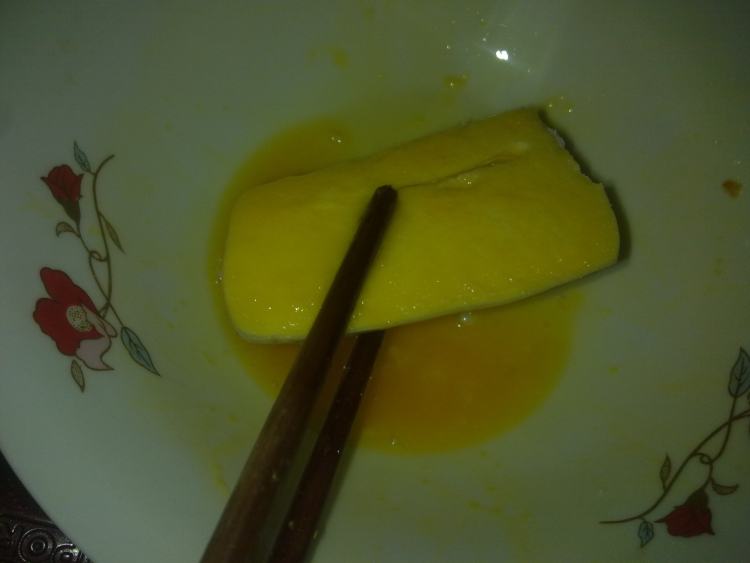煎鸡蛋馒头片步骤5